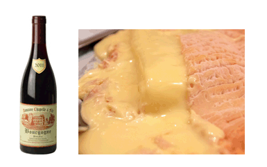 ブルゴーニュ産の赤ワインとエポワス